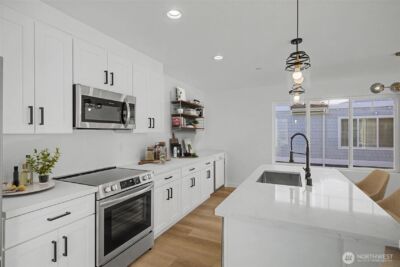 19505 Damson Road #B1, Lynnwood, WA 98036 - Photo 2