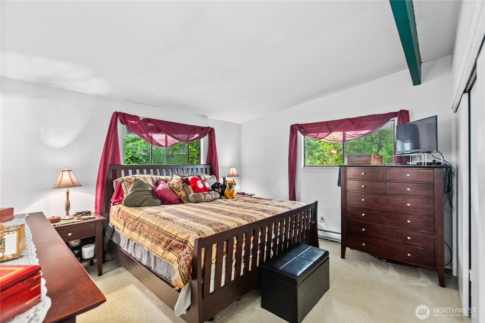 91 E Jack Pine Lane , Union, WA 98592