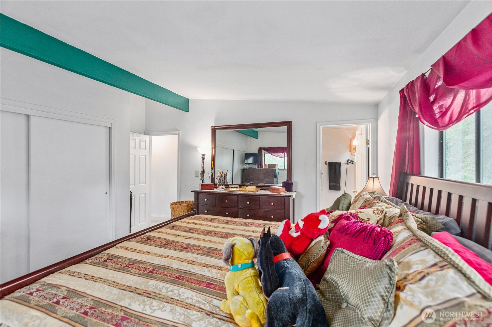 91 E Jack Pine Lane , Union, WA 98592