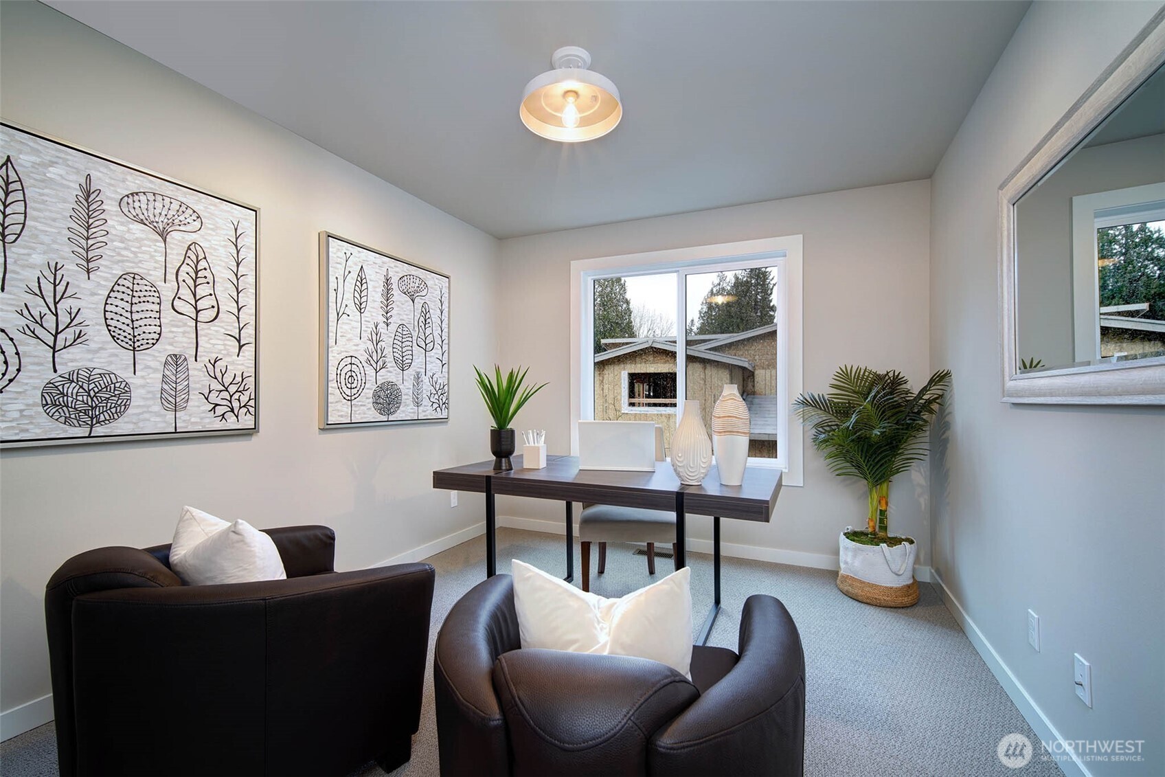 12813 NE 65th Lane , Kirkland, WA 98033