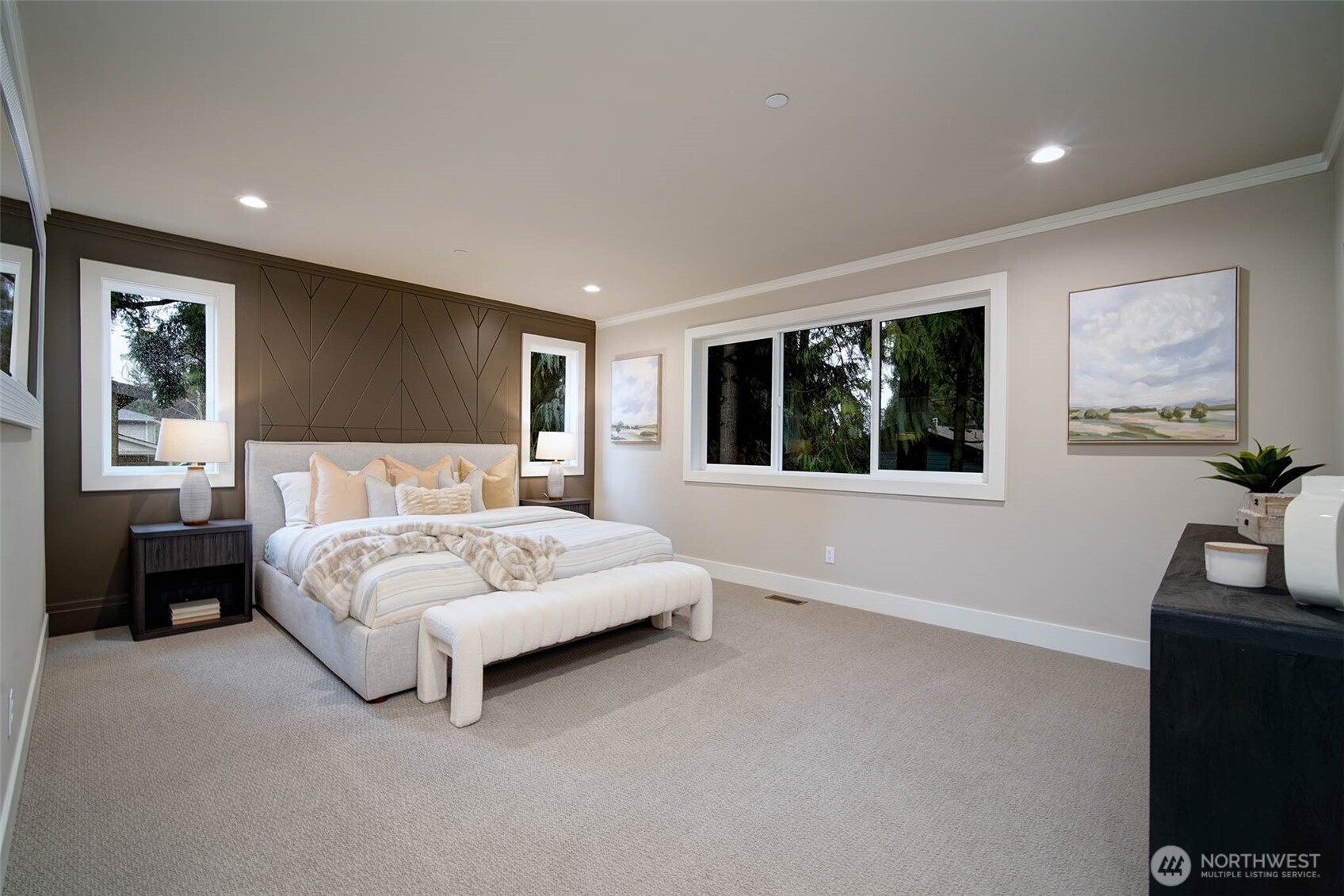 12813 NE 65th Lane , Kirkland, WA 98033