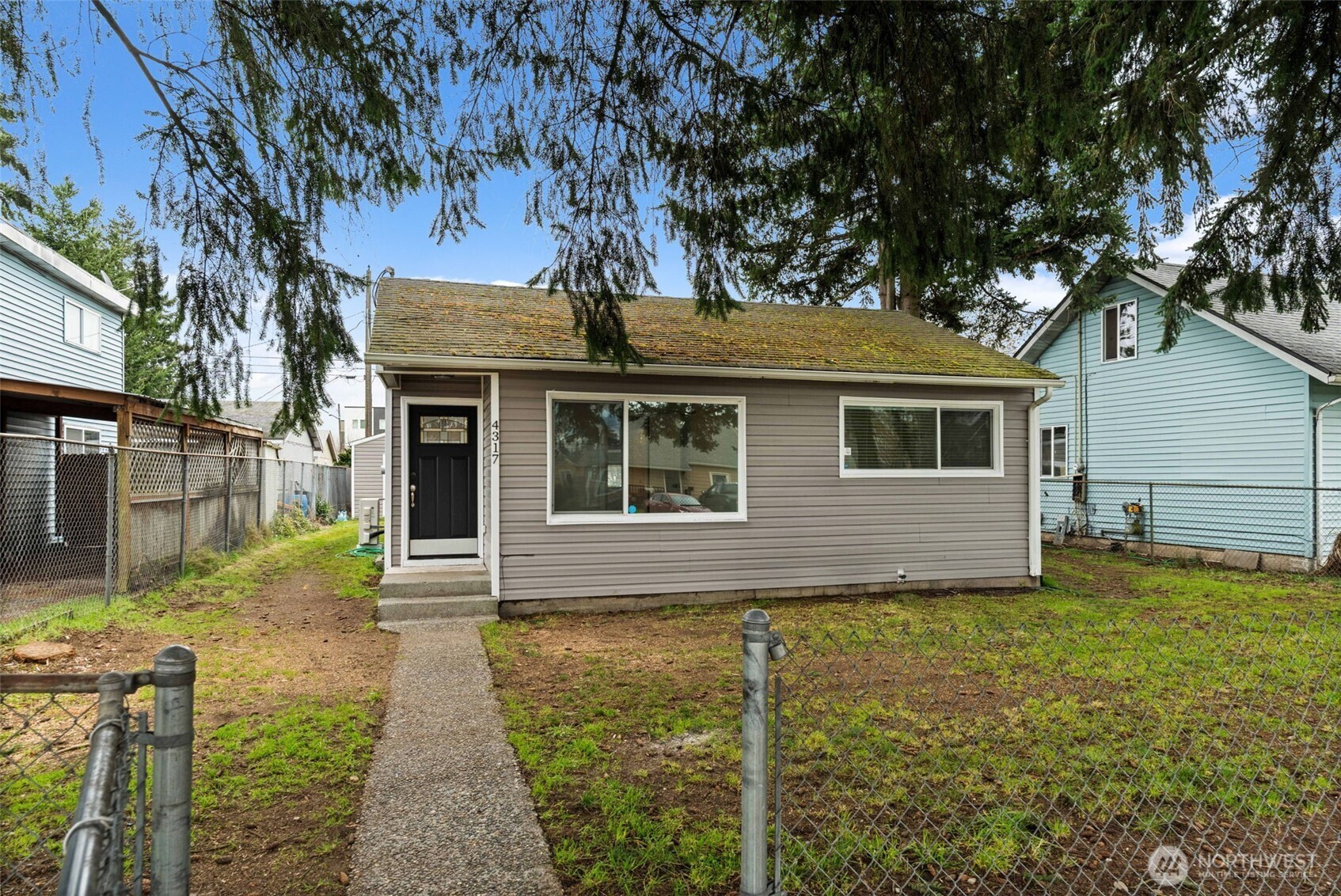 4317 S Lawrence Street , Tacoma, WA 98409-5521