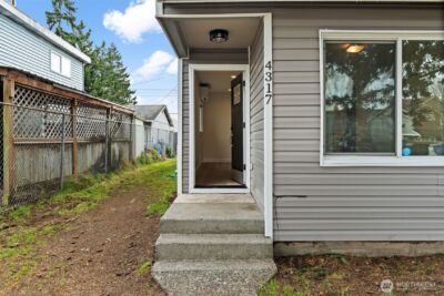 4317 S Lawrence Street , Tacoma, WA 98409-5521 - Photo 3