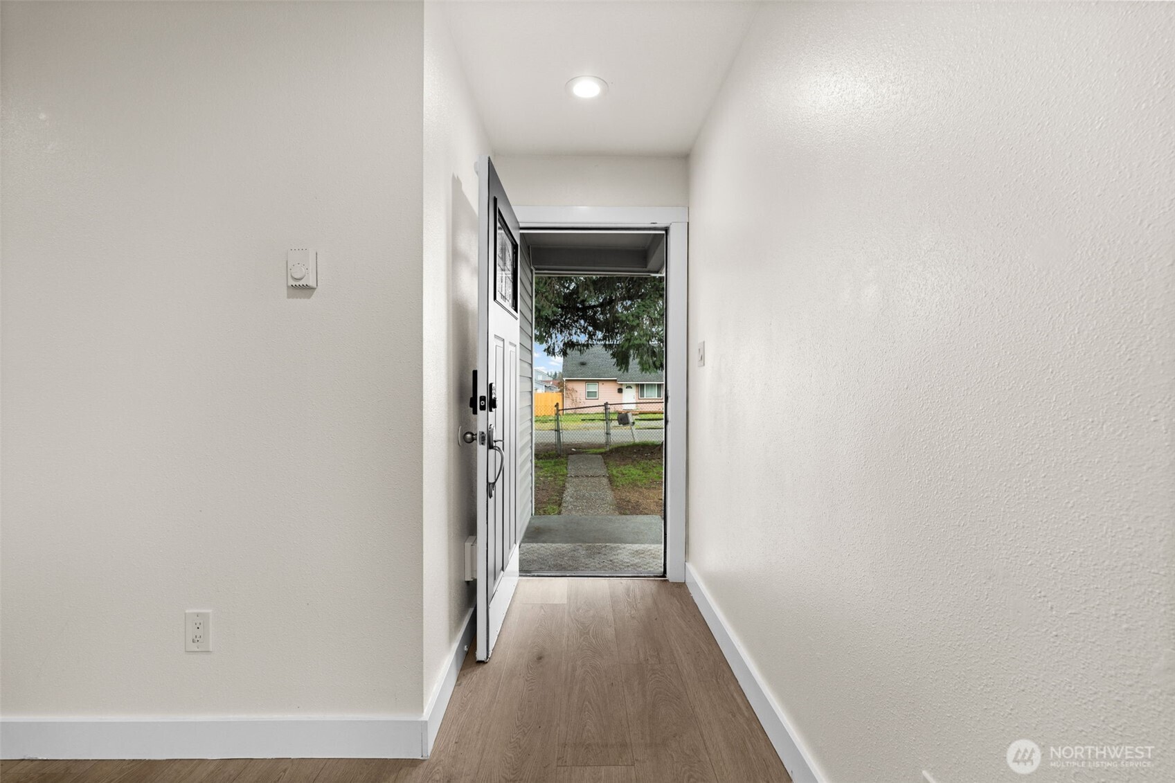 4317 S Lawrence Street , Tacoma, WA 98409-5521