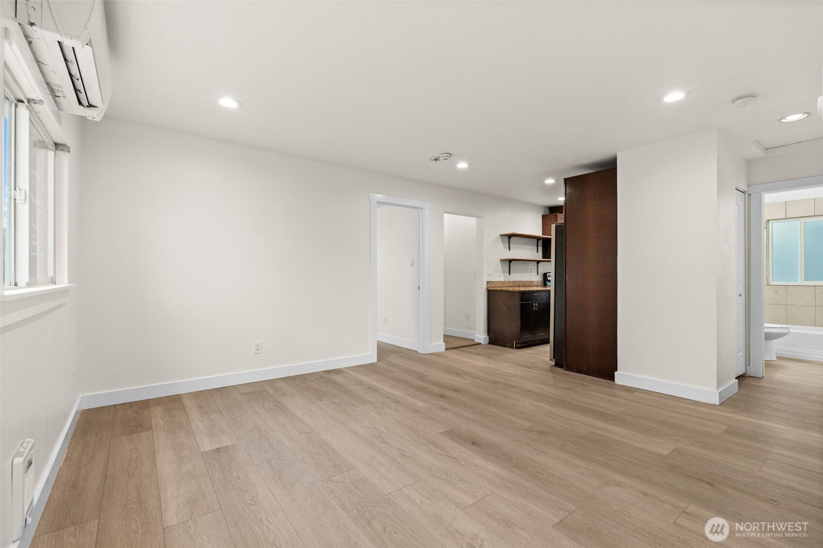 4317 S Lawrence Street , Tacoma, WA 98409-5521