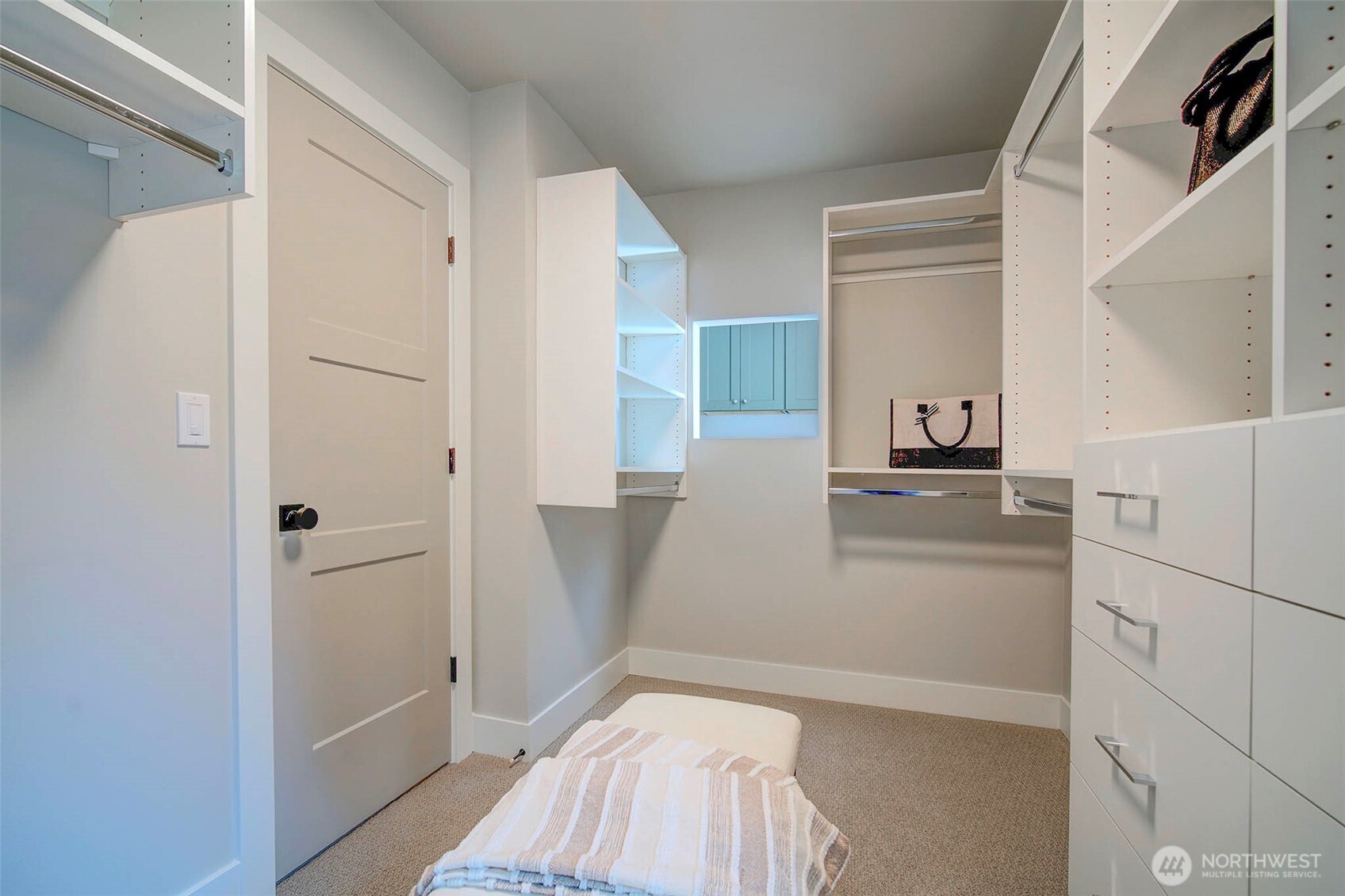 12812 NE 65th Lane , Kirkland, WA 98033