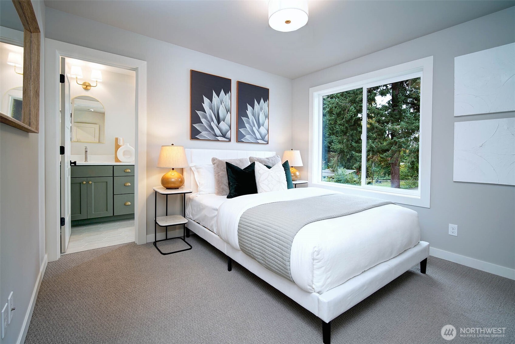 12812 NE 65th Lane , Kirkland, WA 98033