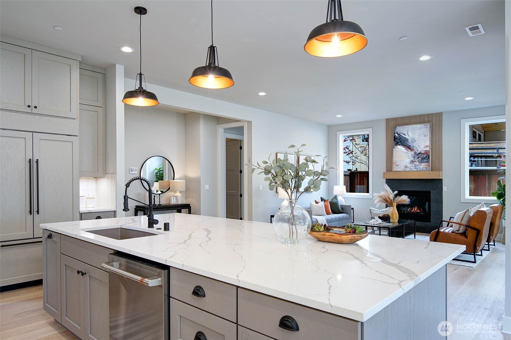 12812 NE 65th Lane , Kirkland, WA 98033