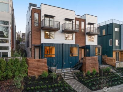 914 C 15th Avenue , Seattle, WA 98122