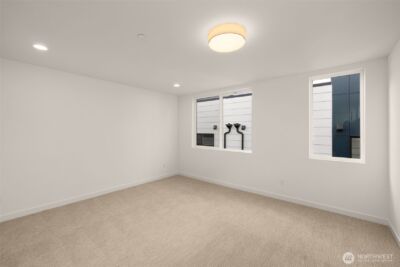 914 C 15th Avenue , Seattle, WA 98122 - Photo 13