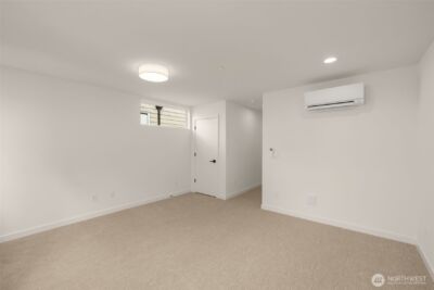 914 C 15th Avenue , Seattle, WA 98122 - Photo 14