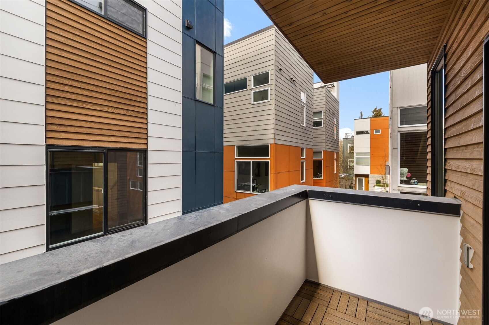 914 C 15th Avenue , Seattle, WA 98122