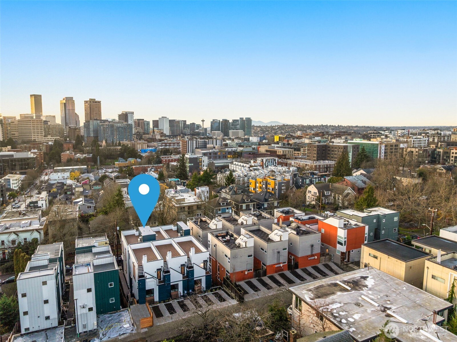 914 C 15th Avenue , Seattle, WA 98122