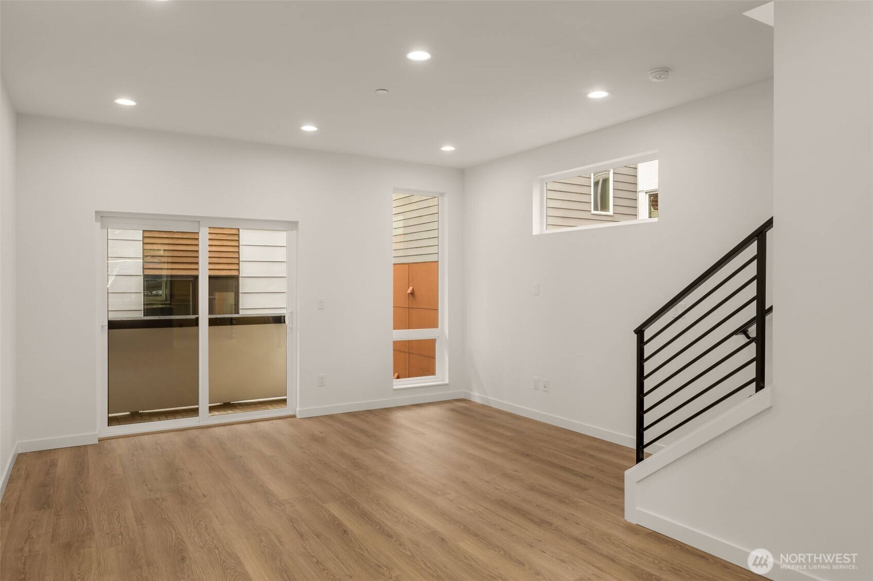 914 C 15th Avenue , Seattle, WA 98122