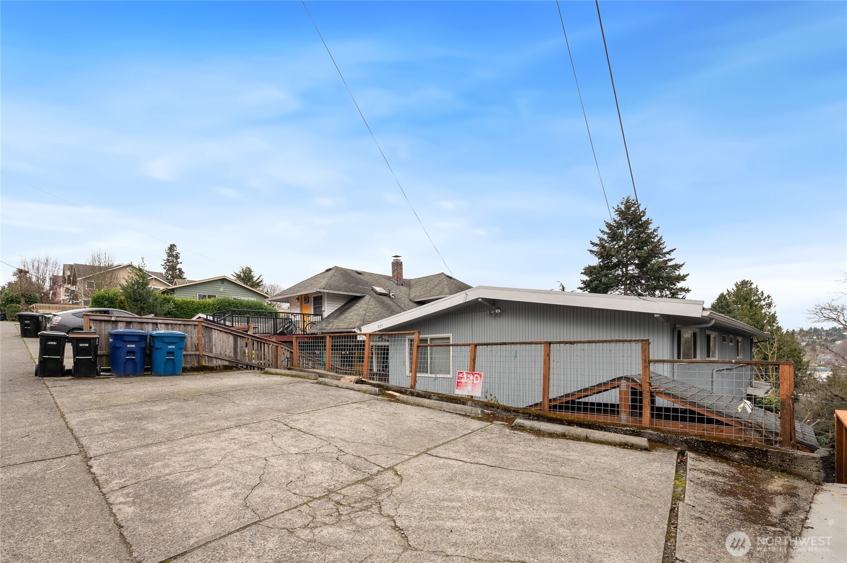 633 W Emerson Street , Seattle, WA 98119