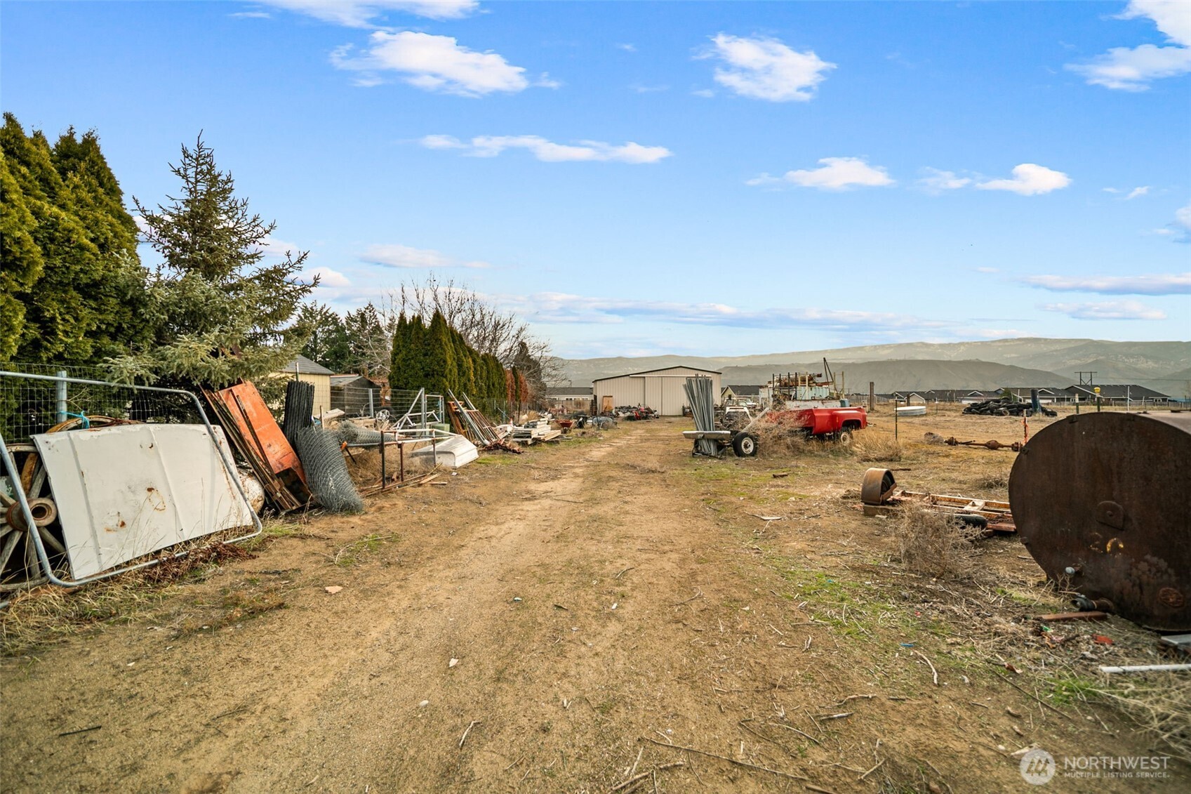 608 N Nester Court , East Wenatchee, WA 98802