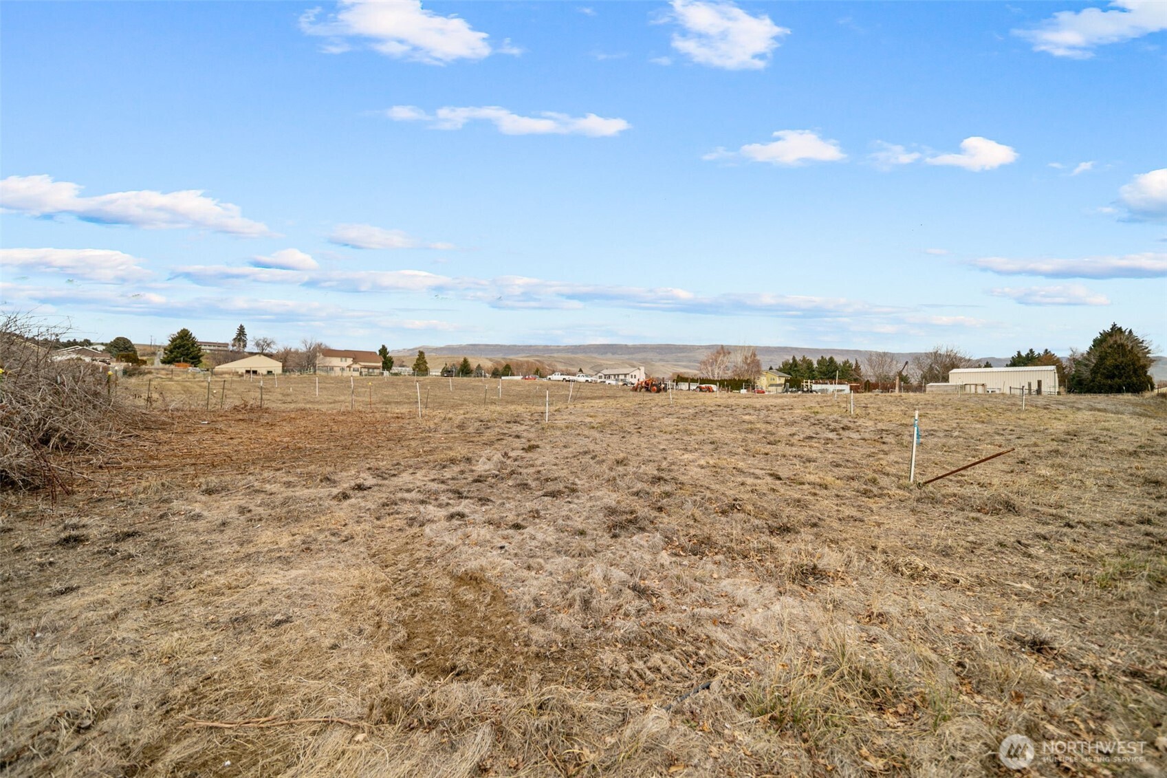 608 N Nester Court , East Wenatchee, WA 98802