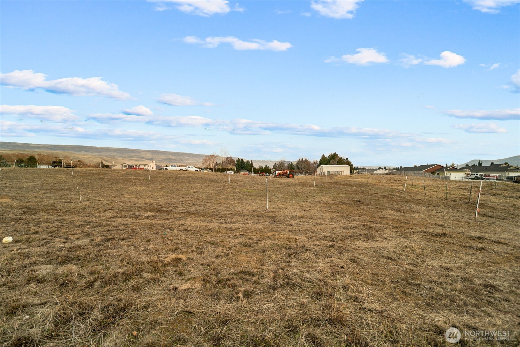 608 N Nester Court , East Wenatchee, WA 98802