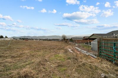 608 N Nester Court , East Wenatchee, WA 98802 - Photo 23