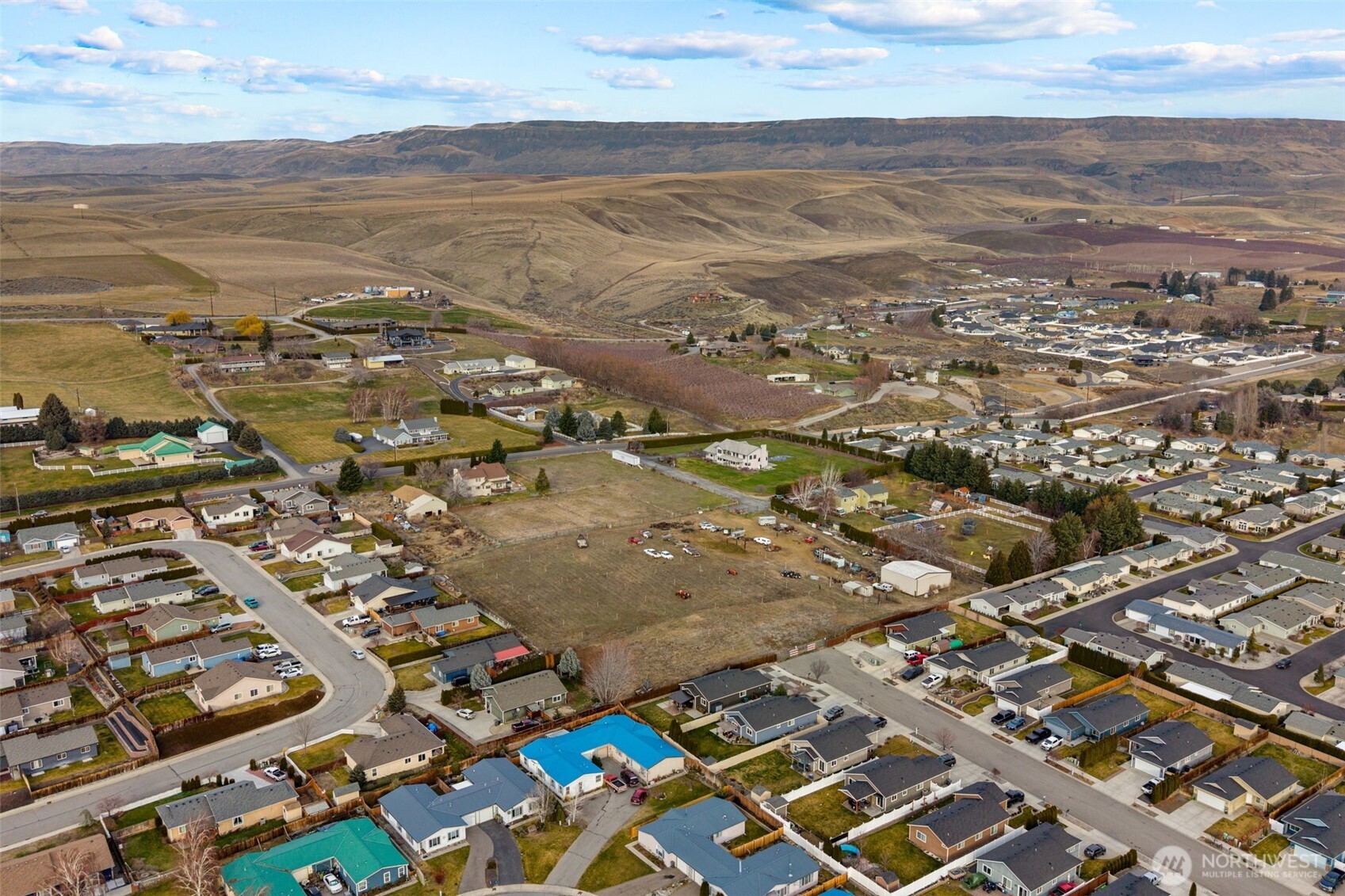 608 N Nester Court , East Wenatchee, WA 98802