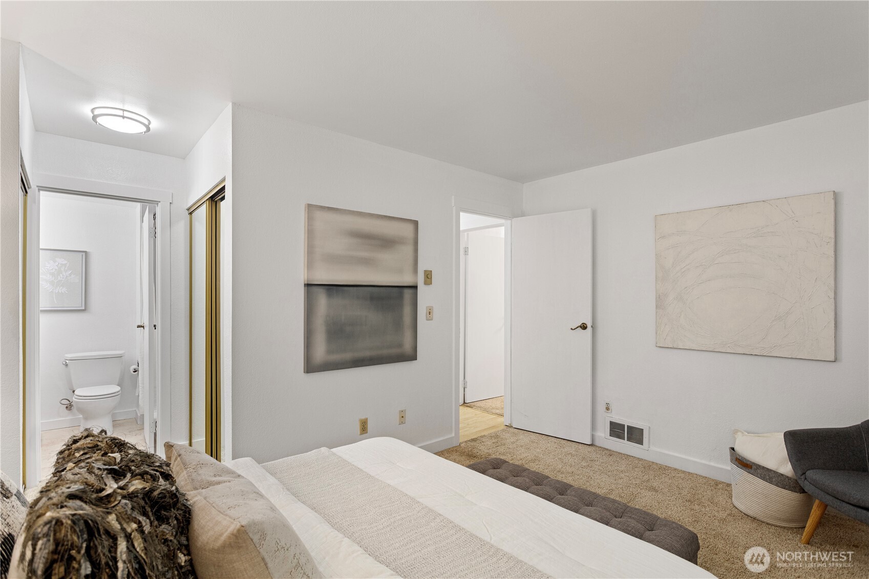 12003 100th Avenue NE #101, Kirkland, WA 98034