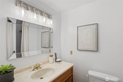 12003 100th Avenue NE #101, Kirkland, WA 98034 - Photo 17