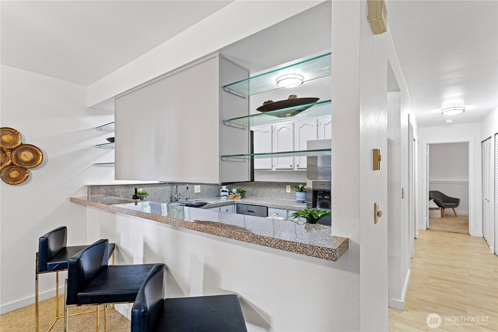 12003 100th Avenue NE #101, Kirkland, WA 98034