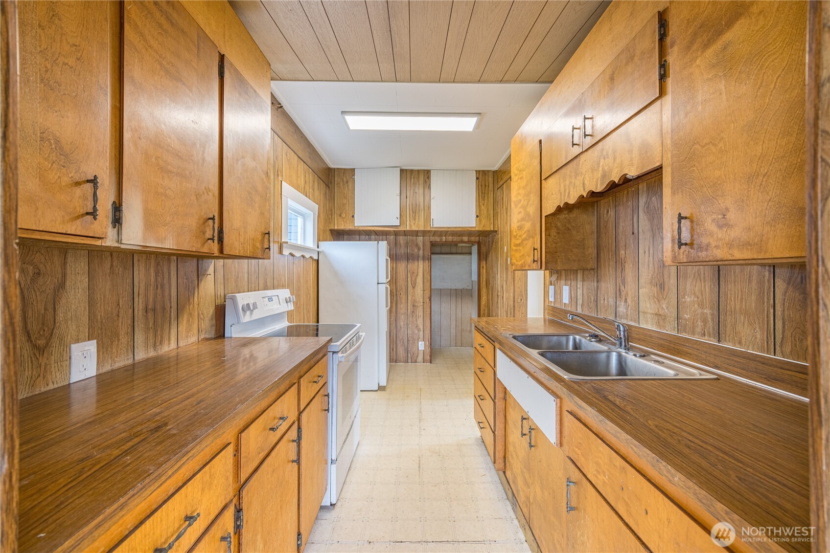 912 E 4th Street , Port Angeles, WA 98362