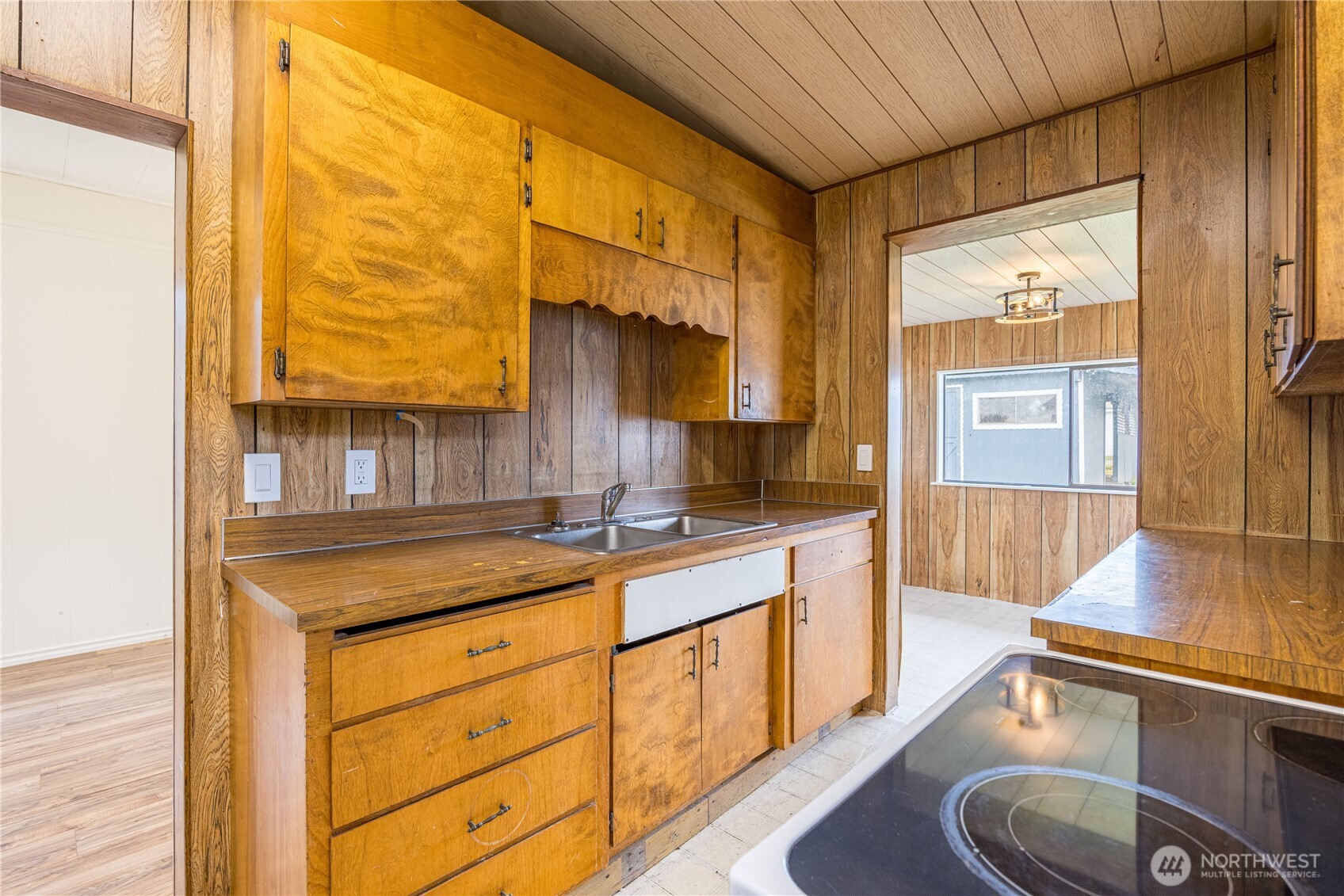 912 E 4th Street , Port Angeles, WA 98362