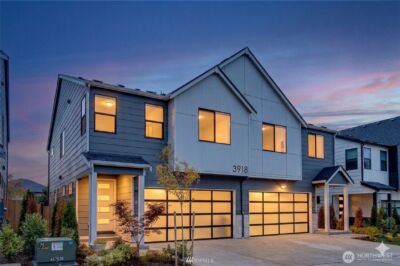 4001 215th Street SE #A, Bothell, WA 98021