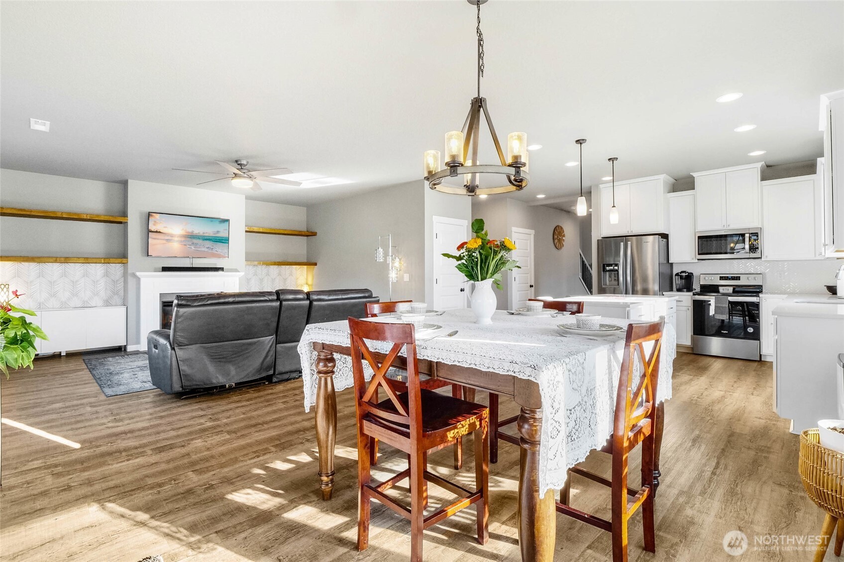 302 N Towhee Street , Moses Lake, WA 98837