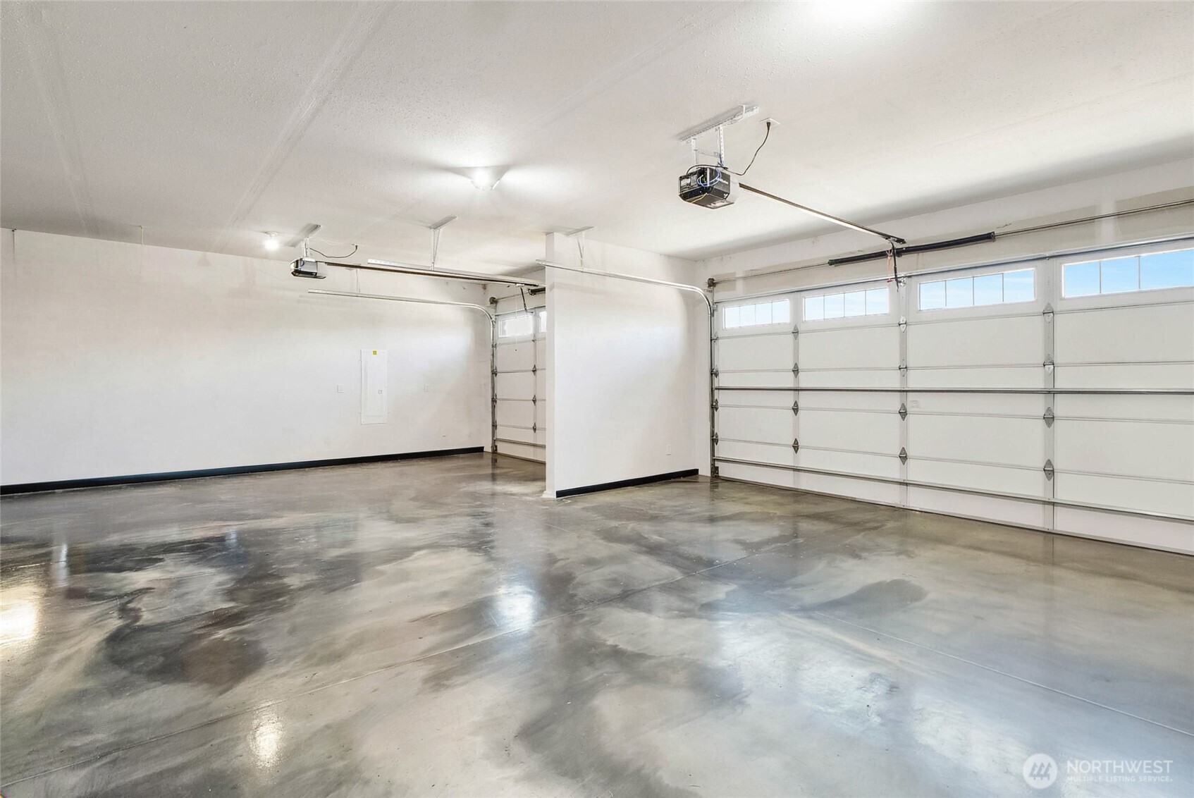 302 N Towhee Street , Moses Lake, WA 98837