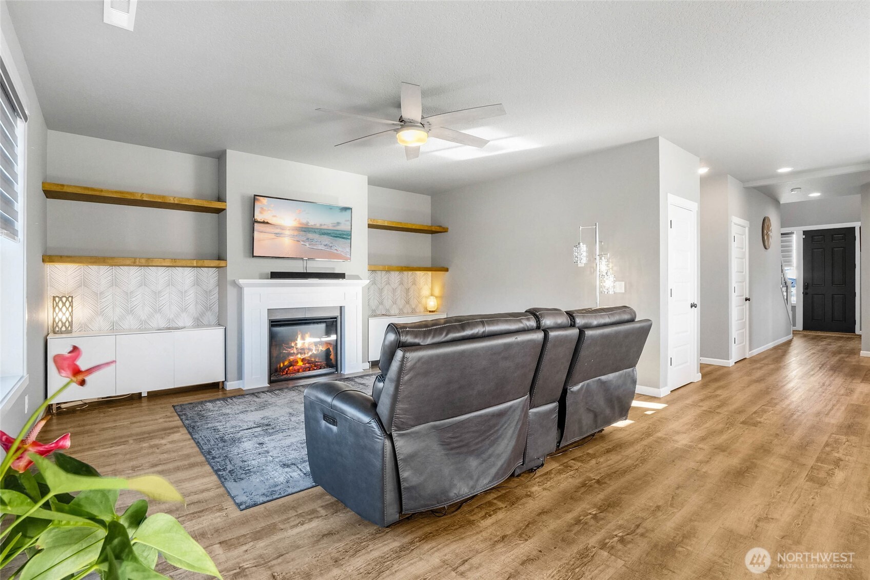 302 N Towhee Street , Moses Lake, WA 98837