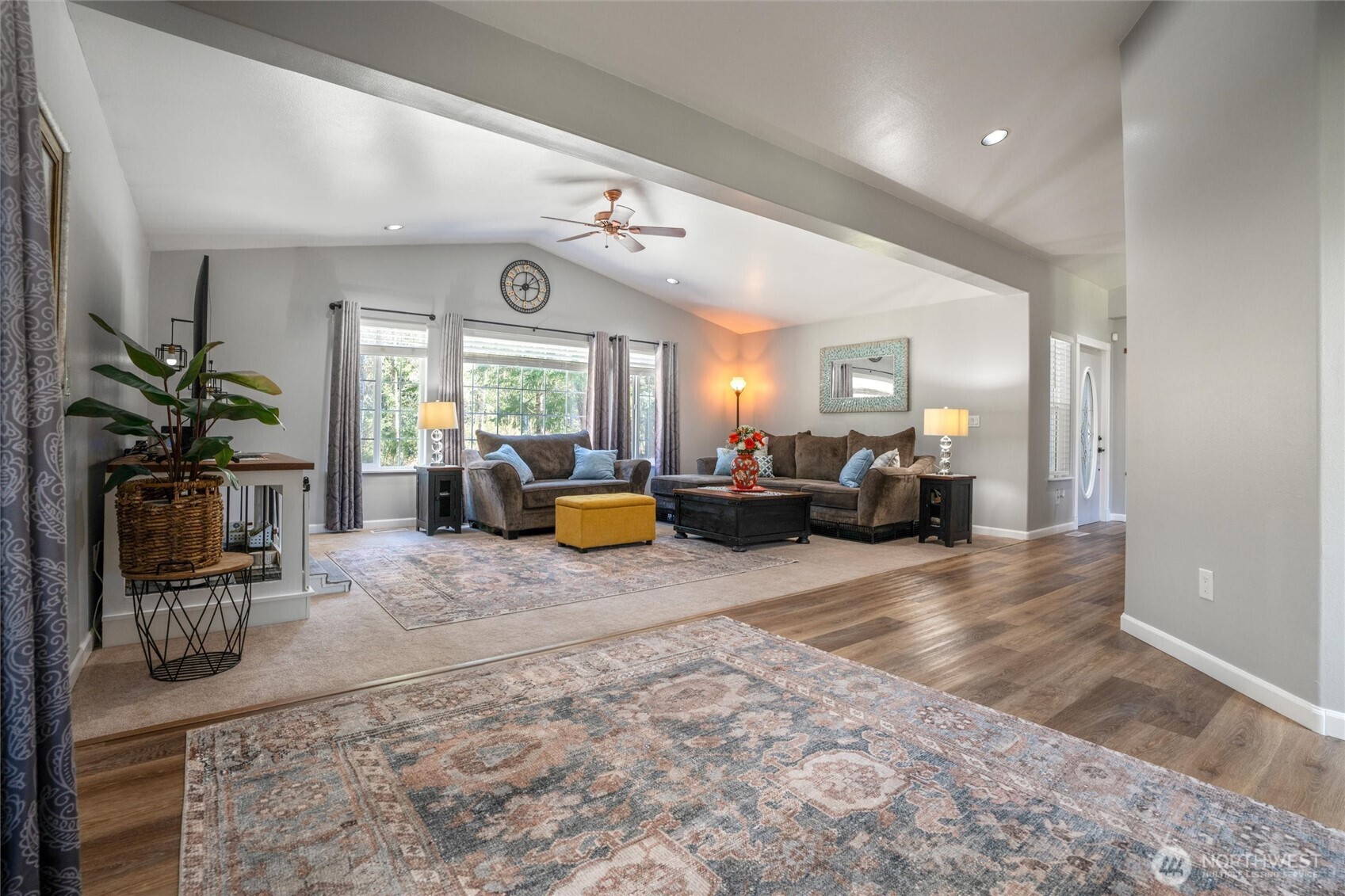 5540 SW Old Clifton Road , Port Orchard, WA 98367