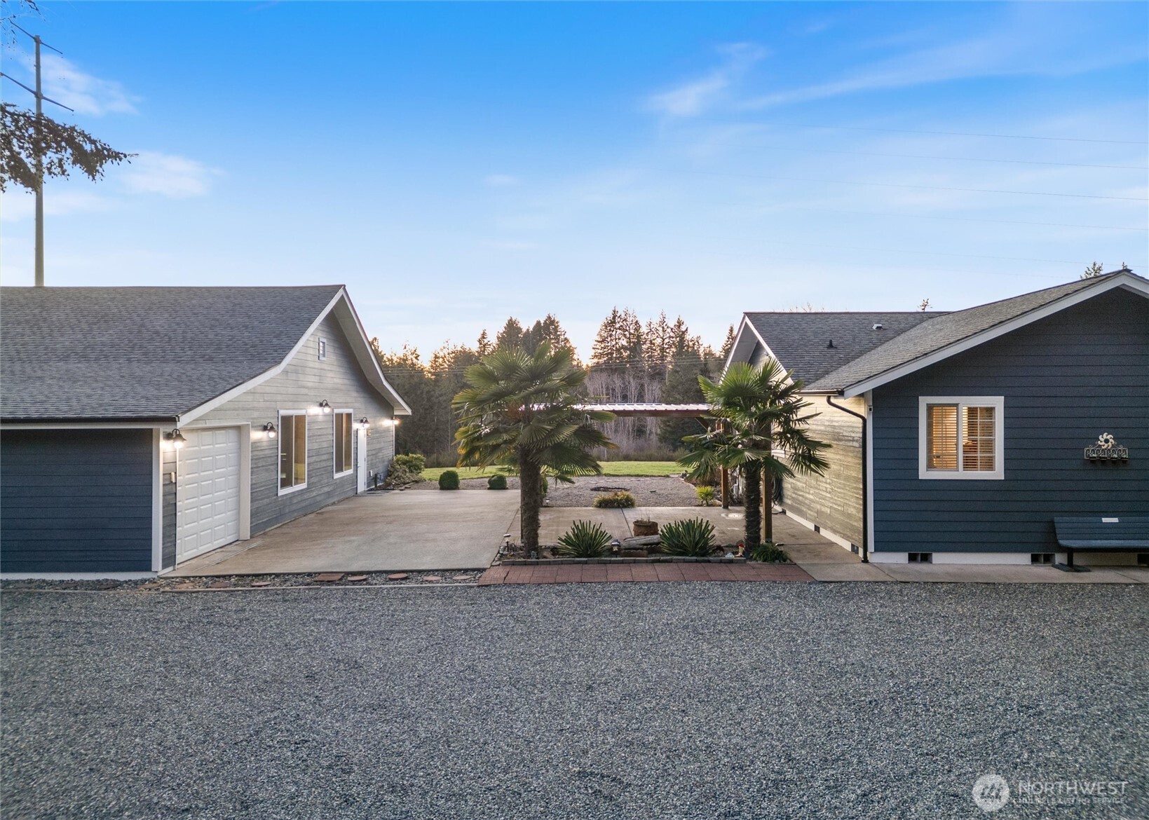 5540 SW Old Clifton Road , Port Orchard, WA 98367