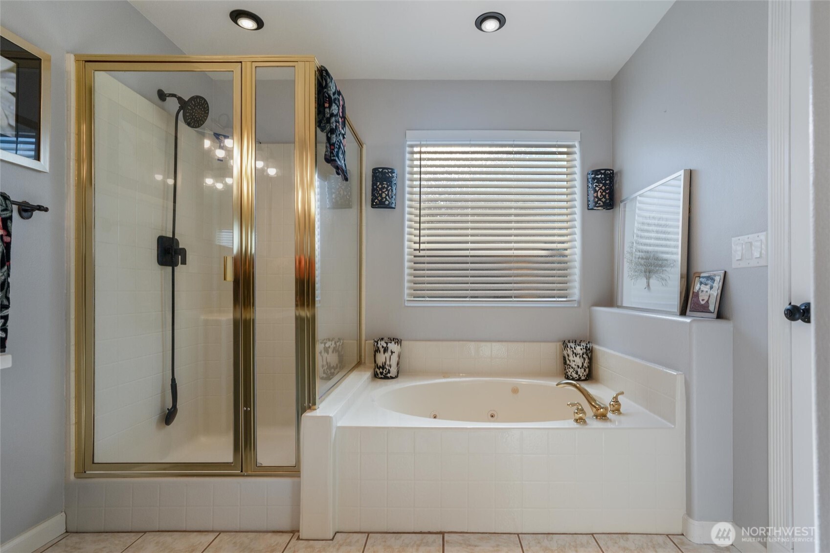 5540 SW Old Clifton Road , Port Orchard, WA 98367