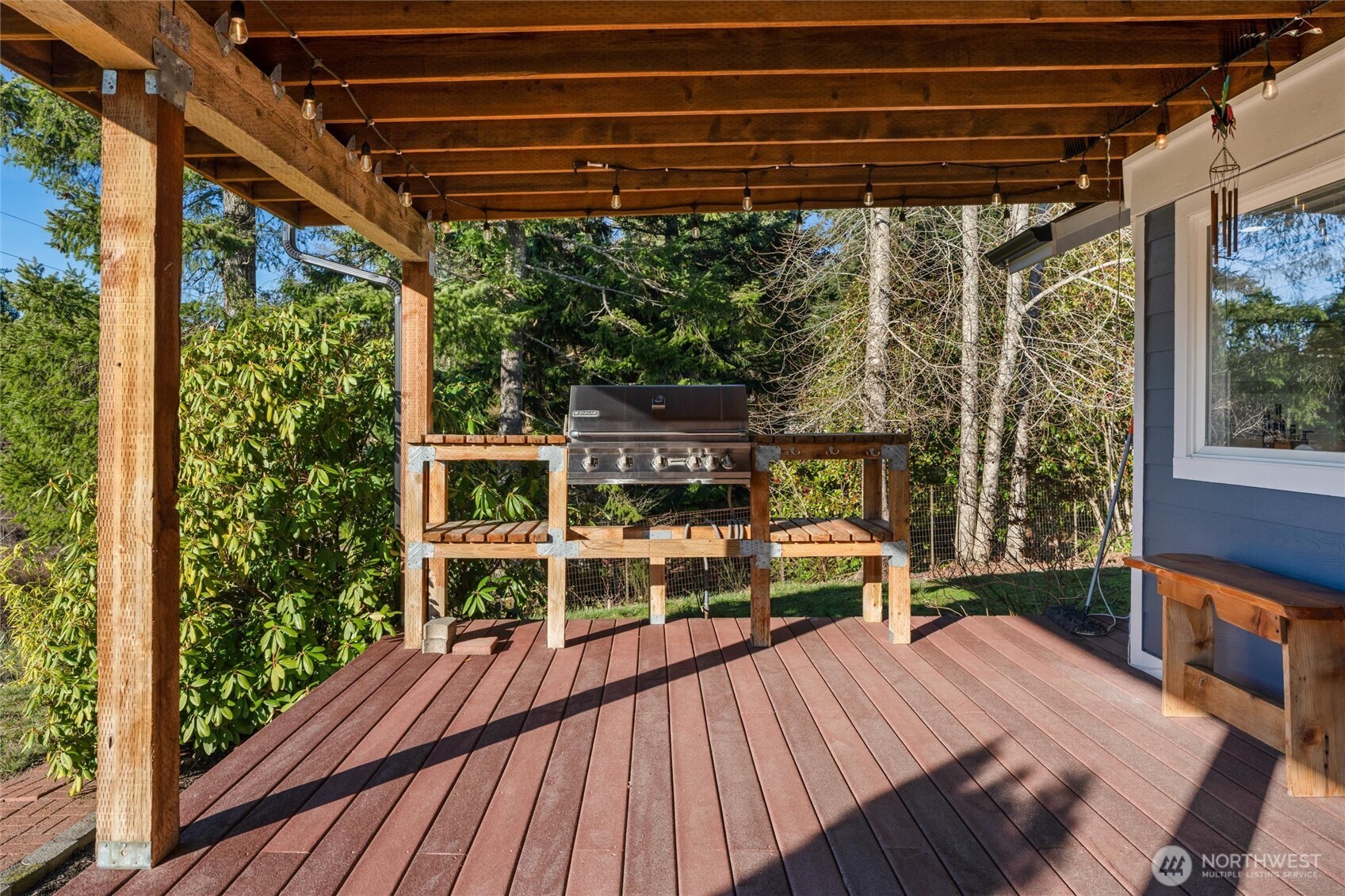 5540 SW Old Clifton Road , Port Orchard, WA 98367