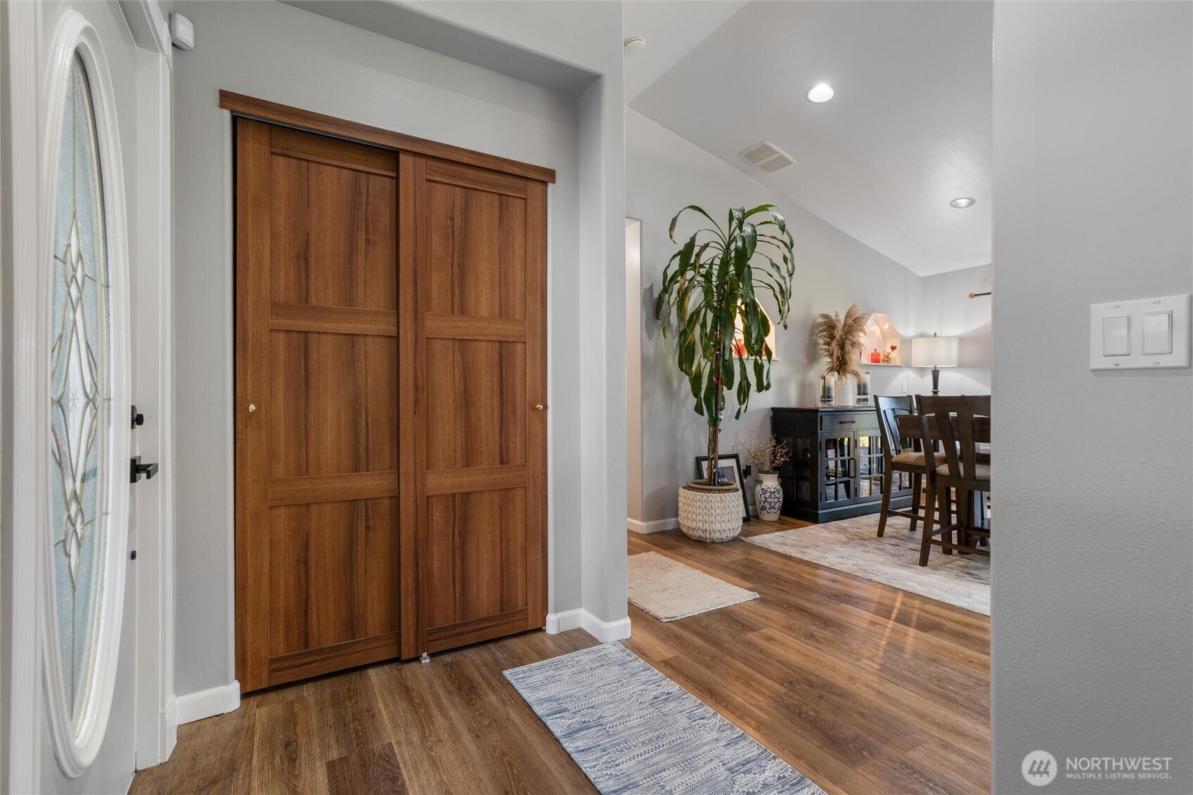 5540 SW Old Clifton Road , Port Orchard, WA 98367