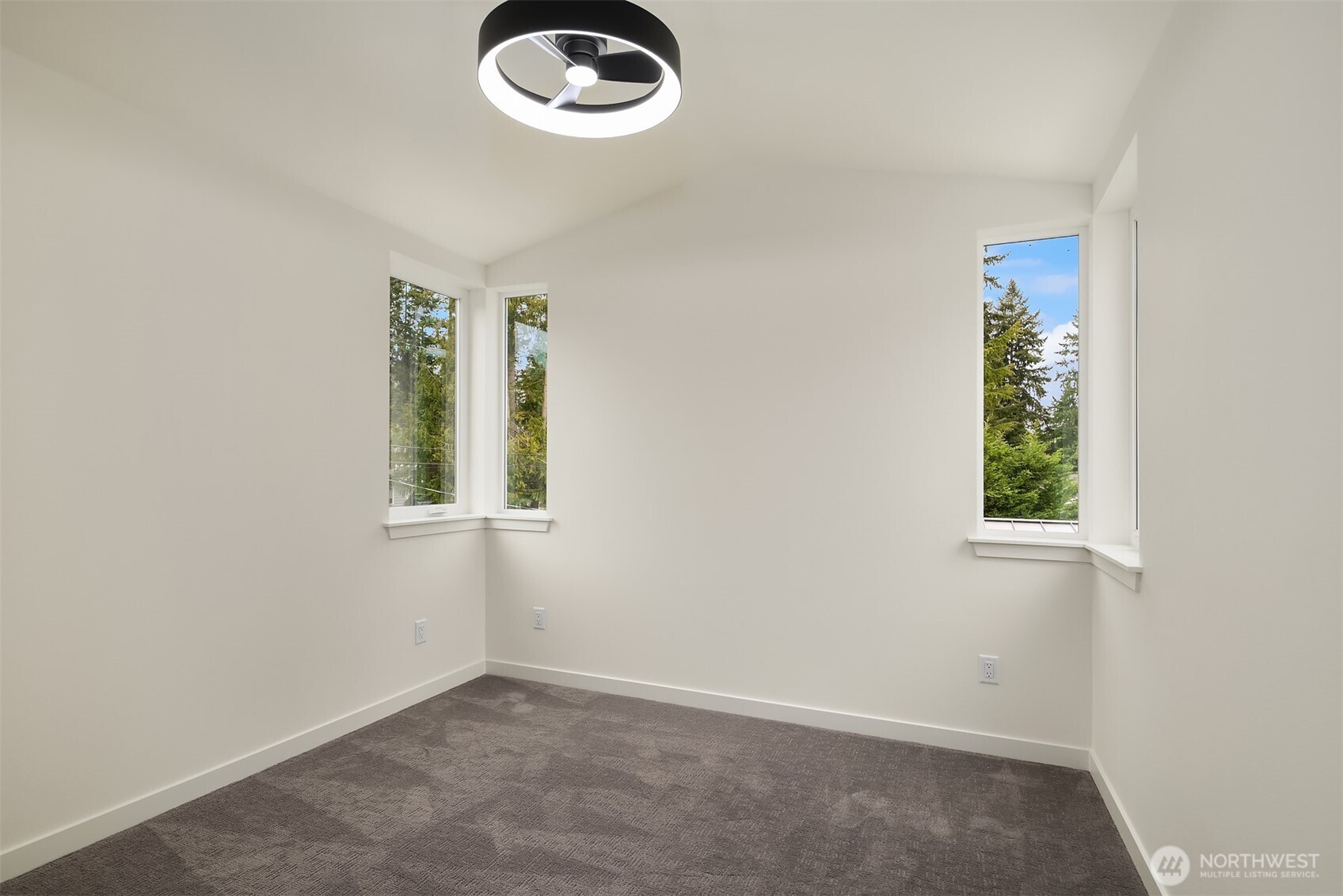 2004 NE 120th Street #1, Seattle, WA 98125