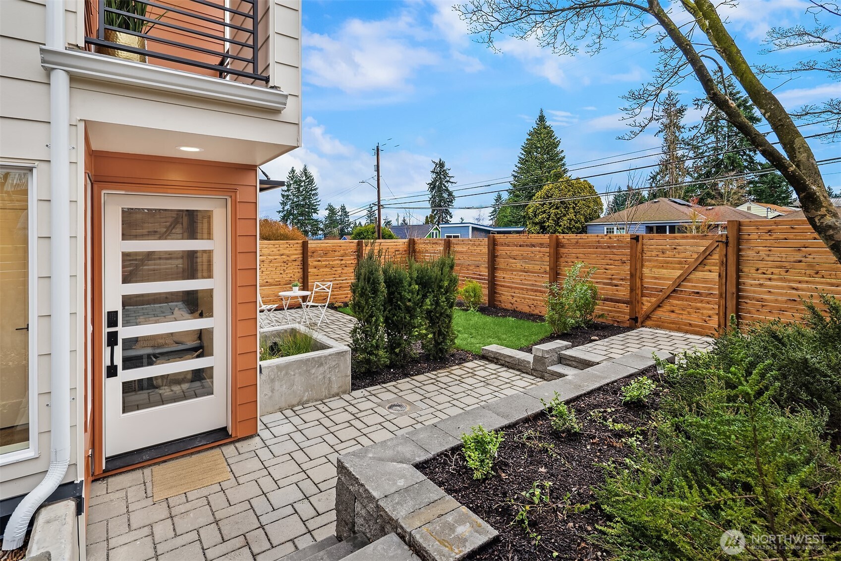 2004 NE 120th Street #1, Seattle, WA 98125