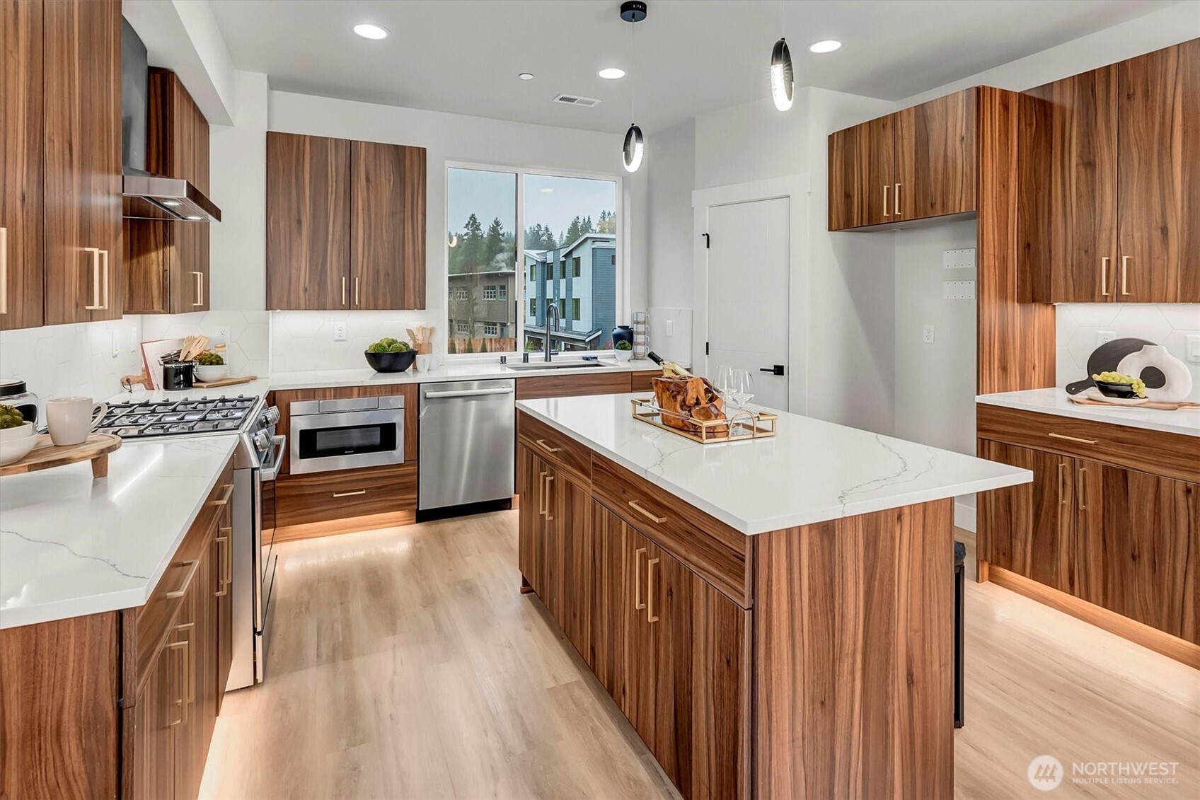 1524 243rd Place SW #A, Bothell, WA 98021