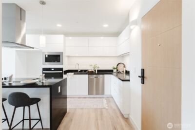 1025 Granary Avenue #308, Bellingham, WA 98225 - Photo 2