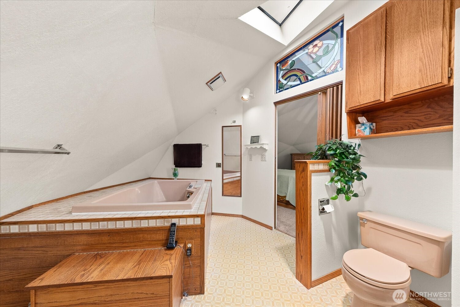 1470 State Route 174 , Grand Coulee, WA 99133