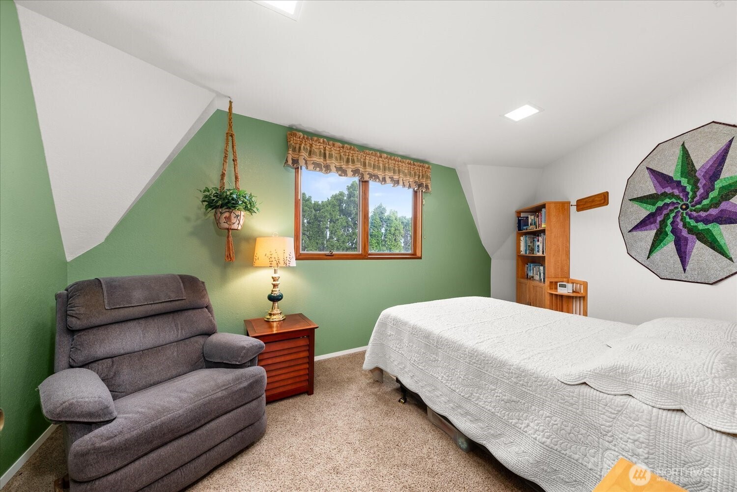 1470 State Route 174 , Grand Coulee, WA 99133