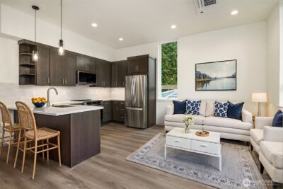 2006 120th Street NE #Unit 2, Seattle, WA 98125 - Photo 3