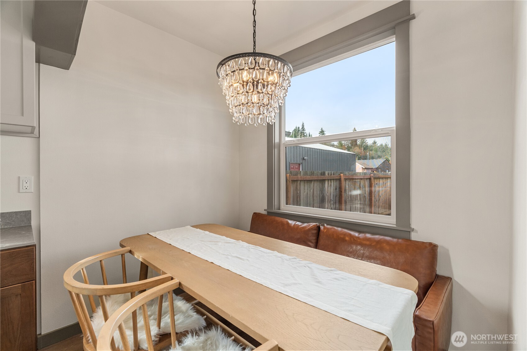 915 Eklund Avenue , Hoquiam, WA 98550