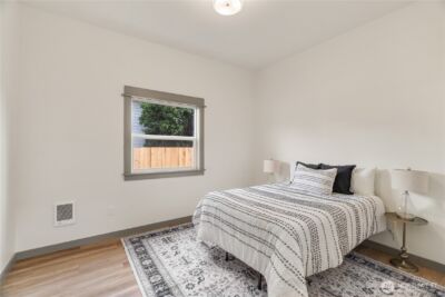 915 Eklund Avenue , Hoquiam, WA 98550 - Photo 16