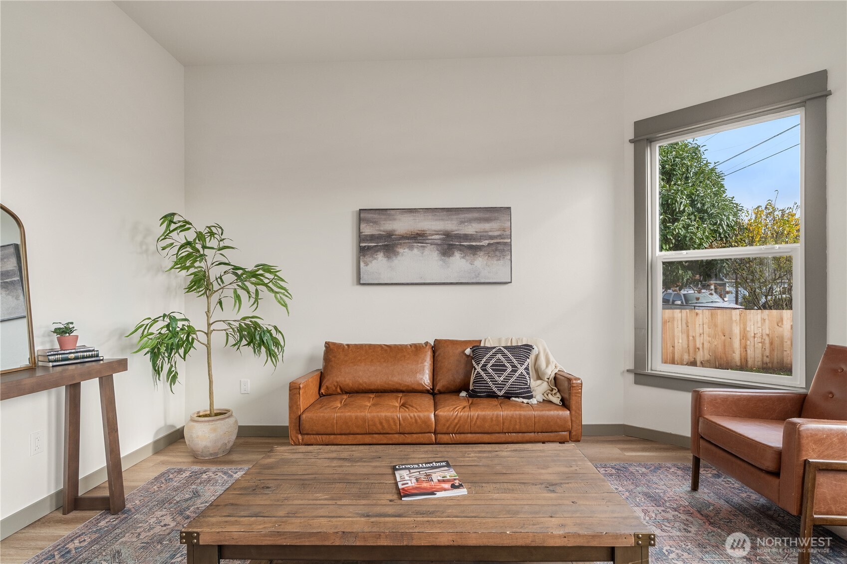 915 Eklund Avenue , Hoquiam, WA 98550