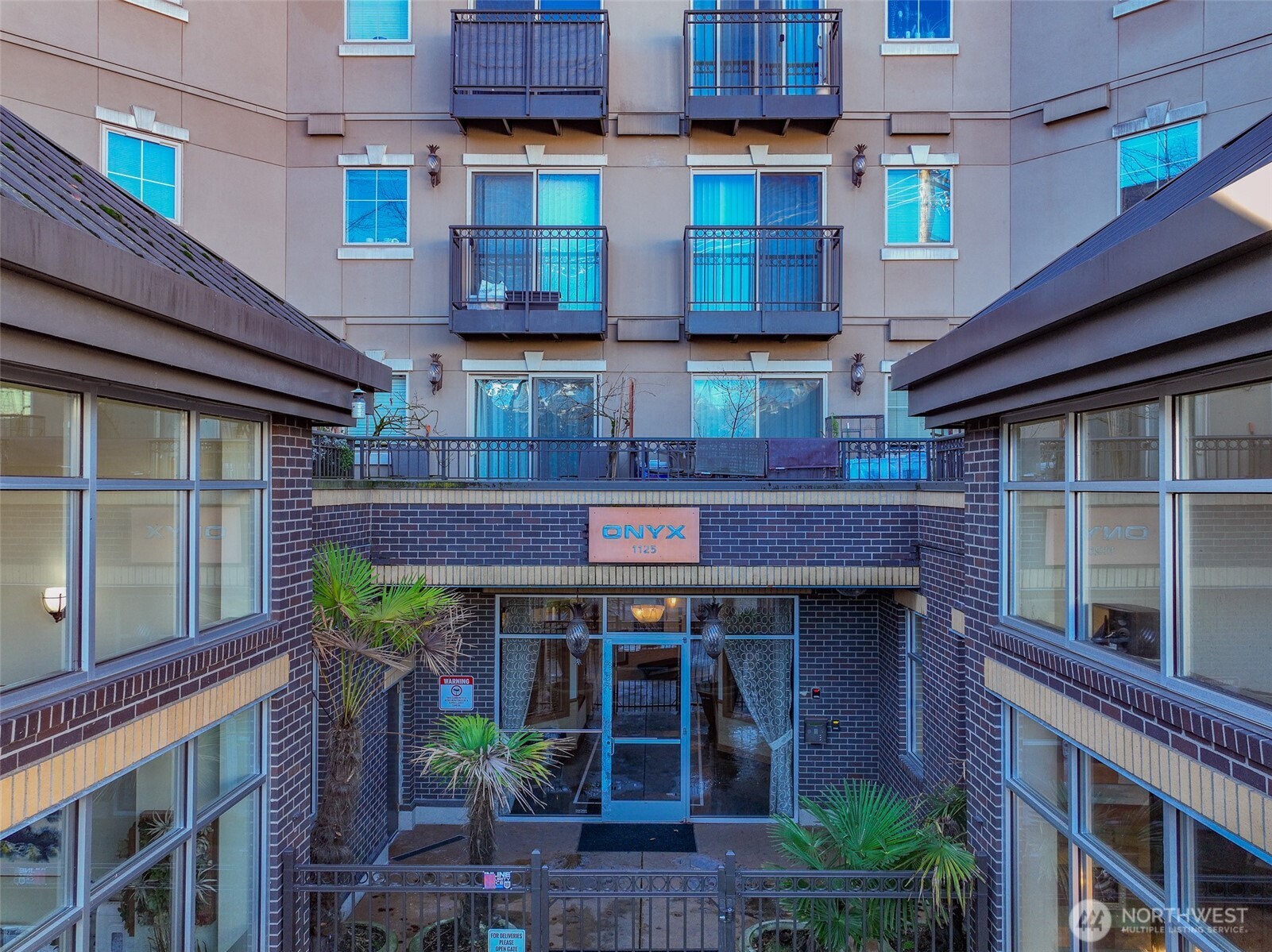 1125 E Olive Street #212, Seattle, WA 98122