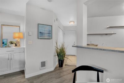 1125 E Olive Street #212, Seattle, WA 98122 - Photo 7